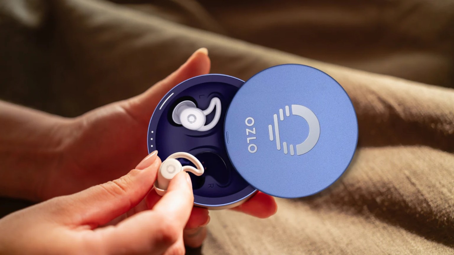 Ozlo Sleepbuds AI 睡眠助理與二代充電盒